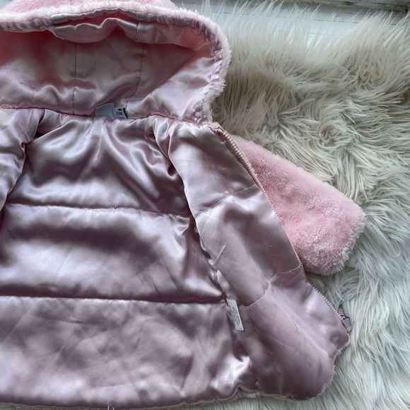 Fluffy jacket - Picture 4 of 7